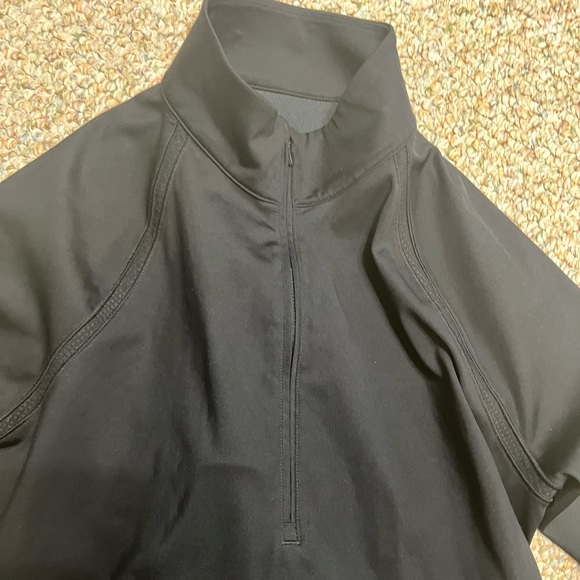 Under Armour Workout Top Medium - Picture 2 of 5